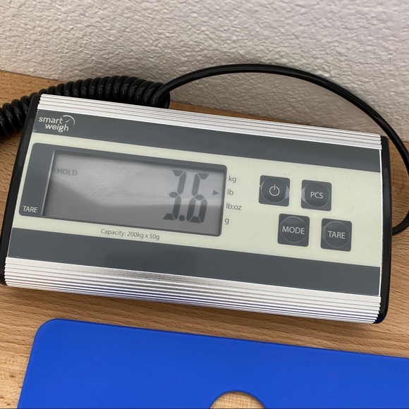 Mystery Box (kinda) Banana Republic - Picture 3 of 3